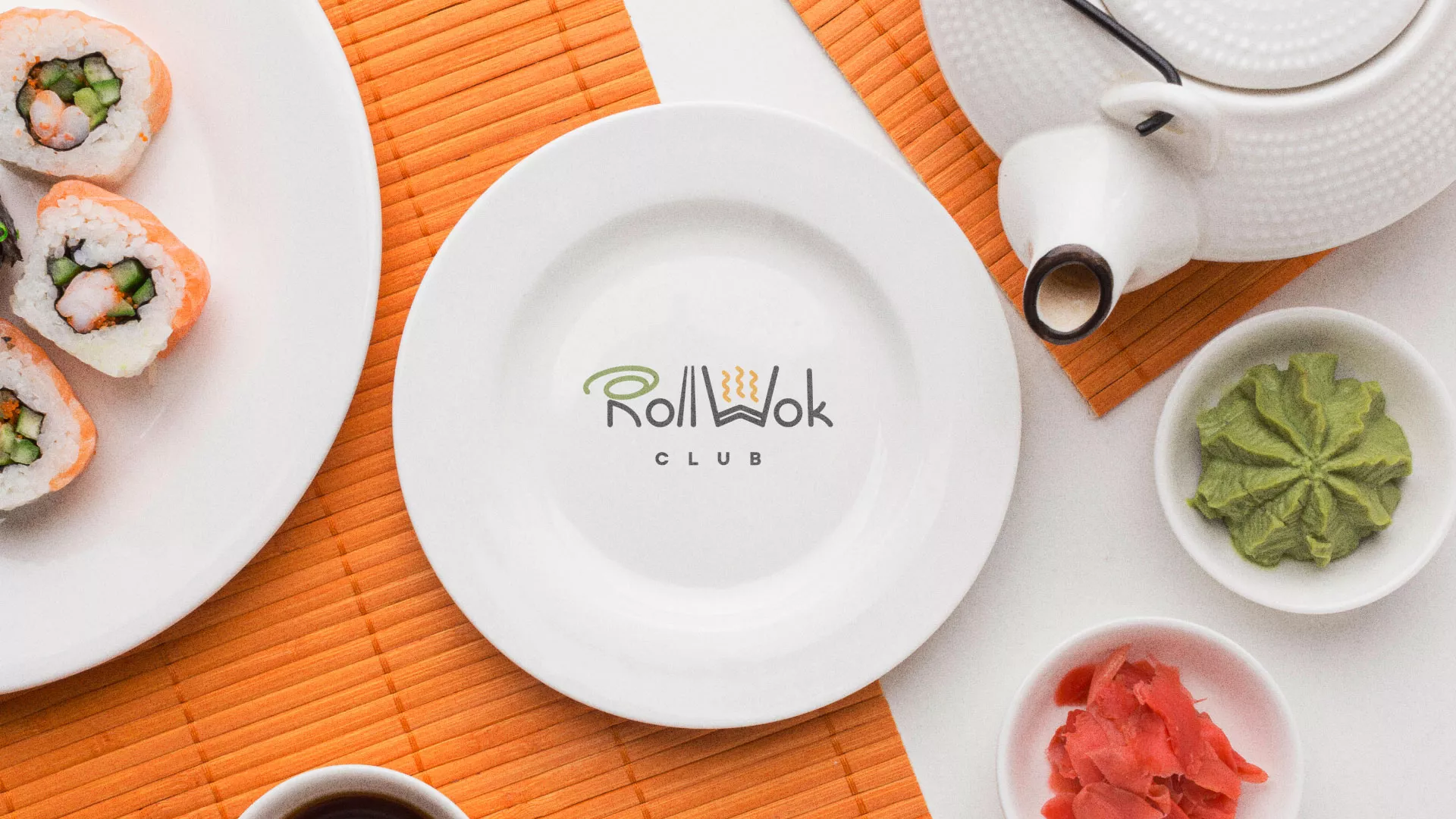 Разработка логотипа и фирменного стиля в Нарьян-Маре для суши-бара «Roll Wok Club»